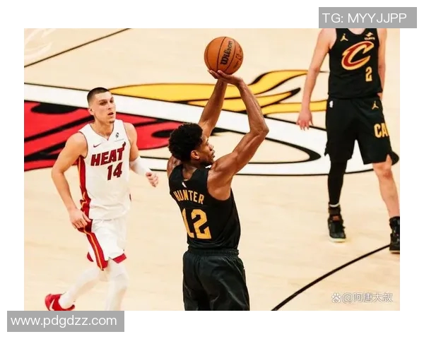 骑士与热火激战正酣NBA视频直播带你领略精彩瞬间